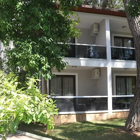Kepturpark Otel Döşemealtı